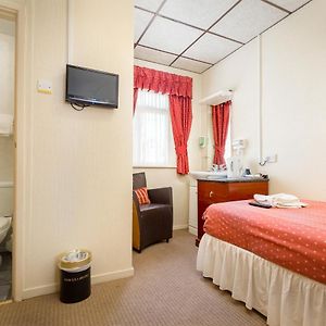 Standard Single Room Shower
